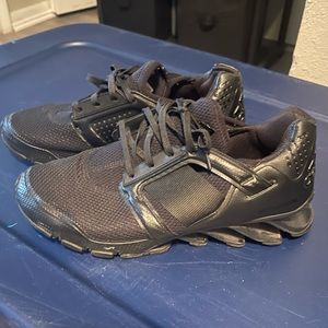 Mens size 8, Adidas “Springblade” sneaker